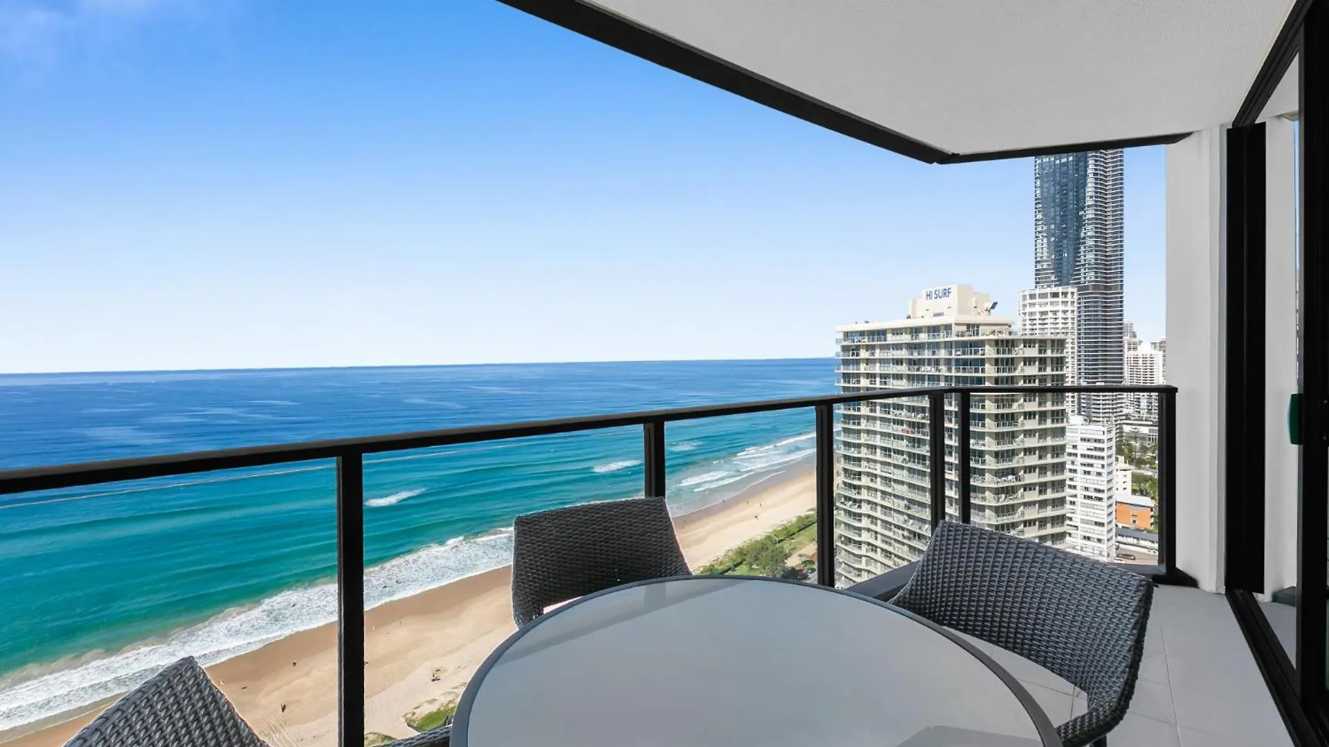 Wonderful 2-Bed With Pool, Gym & Scenic Views Apartment Gold Coast Australia