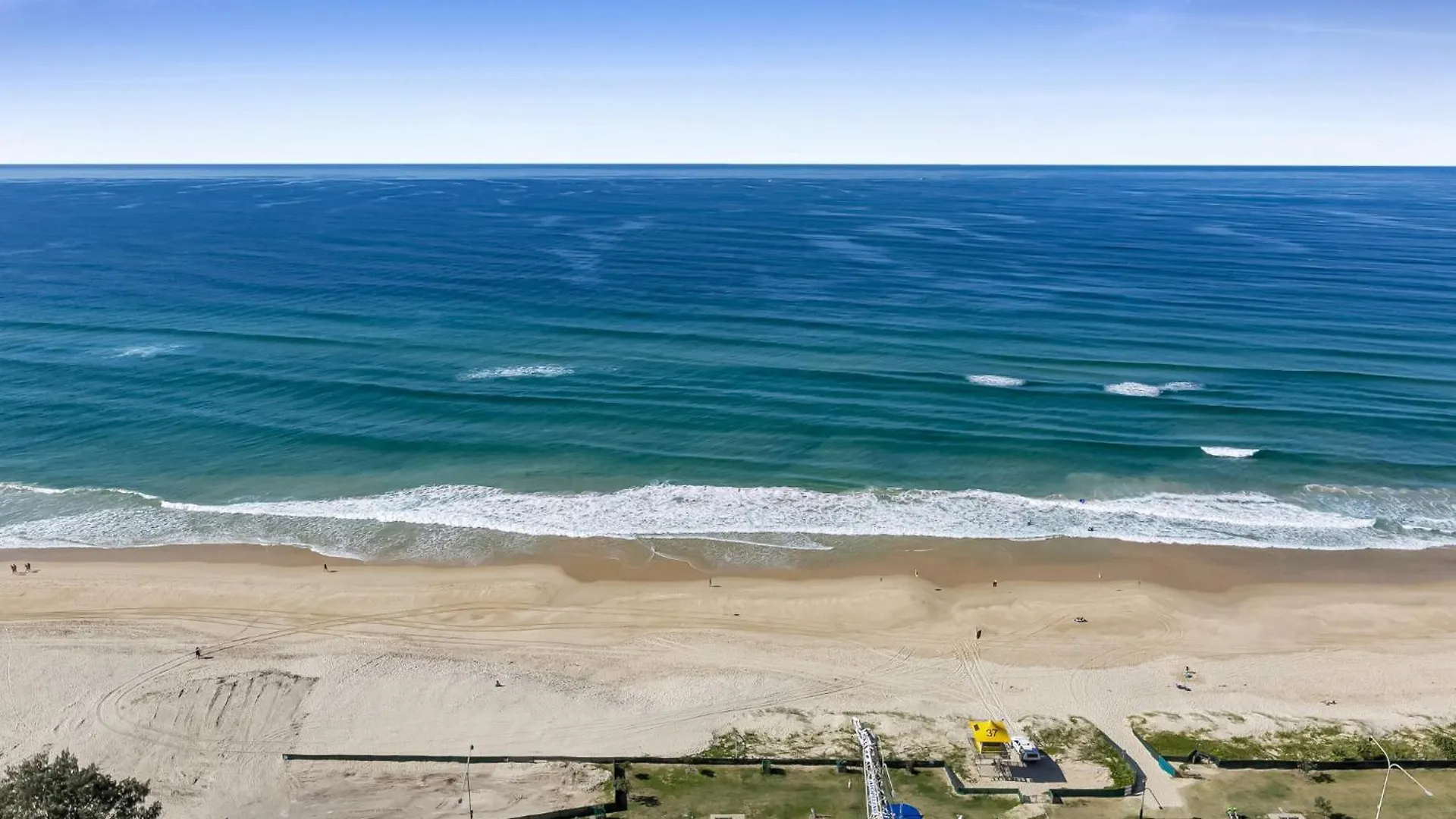 Wonderful 2-Bed With Pool, Gym & Scenic Views Apartment Gold Coast
